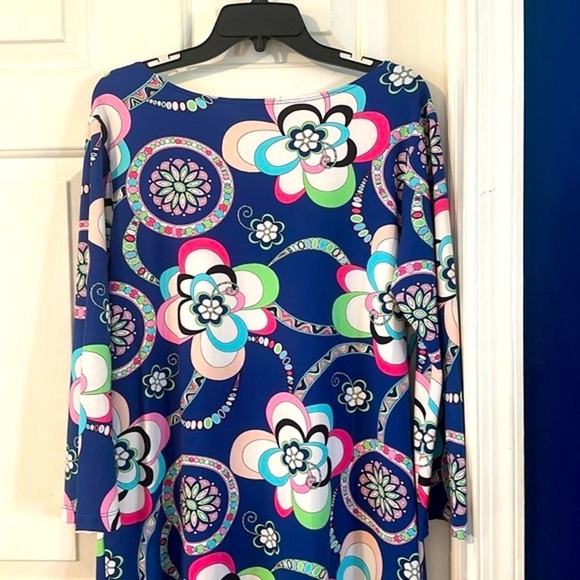 Women’s Melly M. Multi Color Floral Long Sleeve Nylon & Spandex Shift Dress - Picture 7 of 9